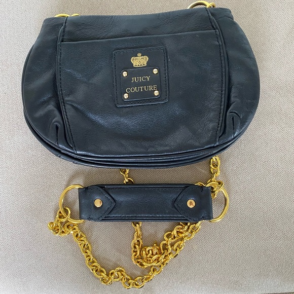 ♥ Preloved ♥Juicy Couture Vintage Black Leather Crossbag - Picture 5 of 9